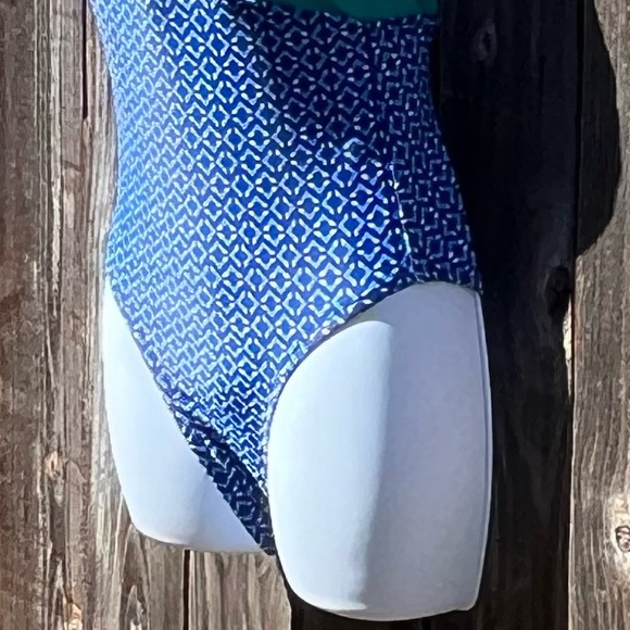 Joy lab one piece swimsuit size small - Picture 4 of 17